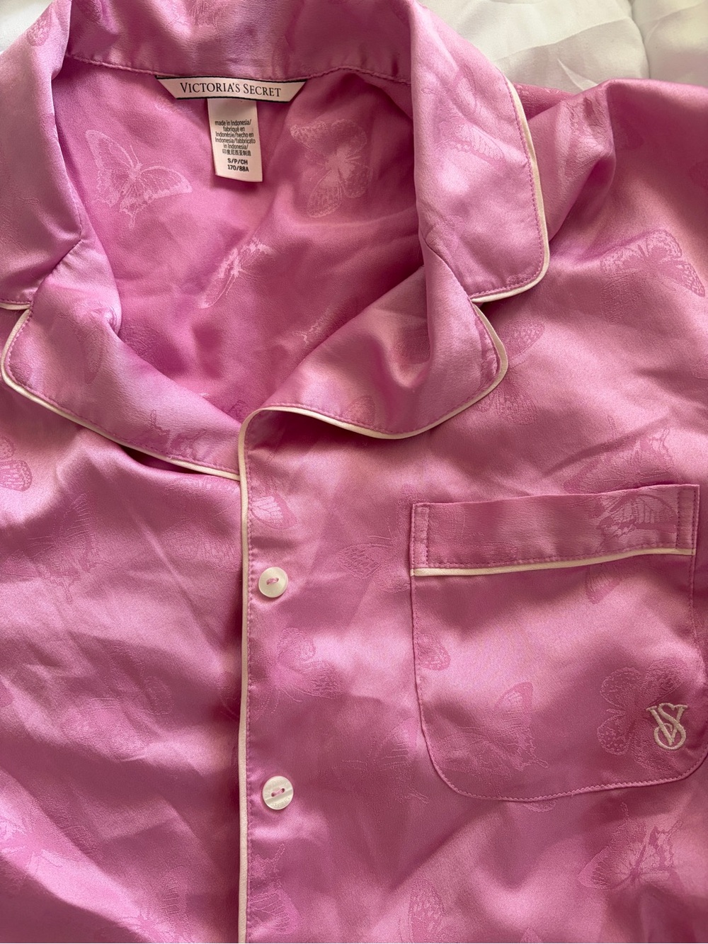 Victoria's Secret Pink Short-Sleeve Satin Pajama Set - Picture 3 of 4